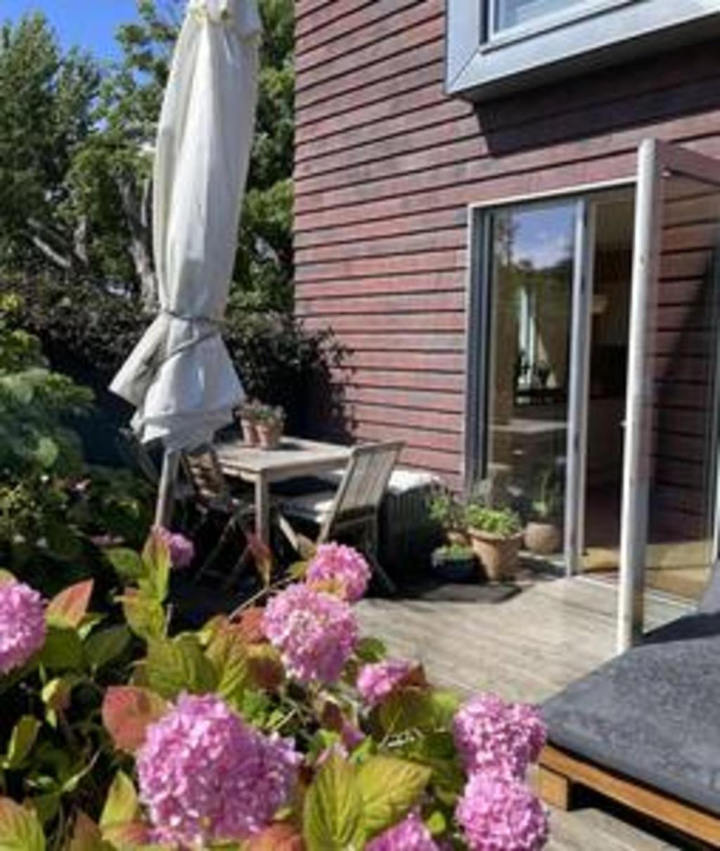 Lejlighed Three Floors - With Four Br In The